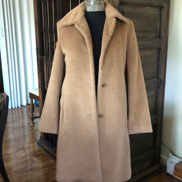 Beautiful camel colored made from baby alpaca wool - Picture 1 of 4